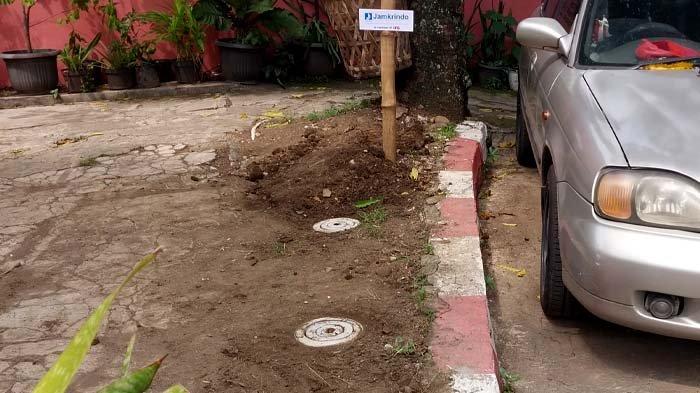 Pembuatan lubang Biopori di Kedung Halang, Kecamatan Bogor Utara, Kota Bogor dalam rangka mewujudkan satu juta lubang biopori untuk Indonesia yang dilaksanakan Tribunnews Bogor berkolaborasi dengan Jamkrindo, Selasa (24/6/2025).
