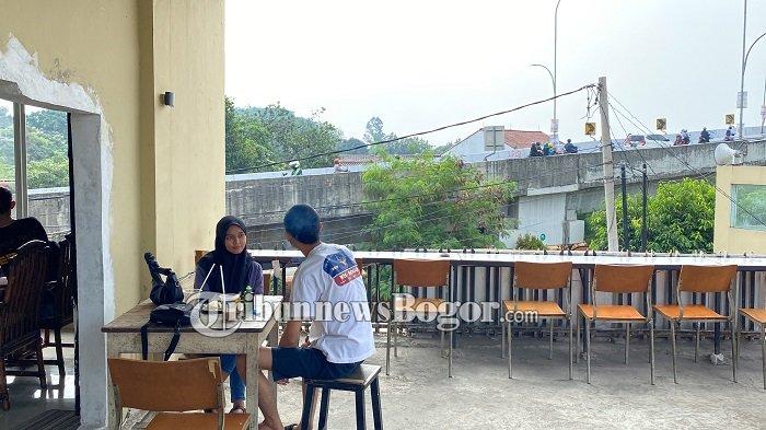 UMKM dibidang kuliner Warkop Boengsoe ramai dikunjungi masyarakat, Senin (12/8/2024).