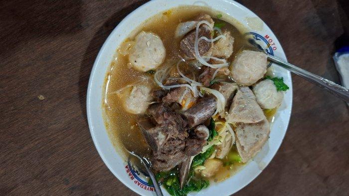 Bakso Luber, siapa sangka di balik ramainya kuliner ini, ada bisnis UMKM di baliknya yang berjuang dengan lika-liku berat.
