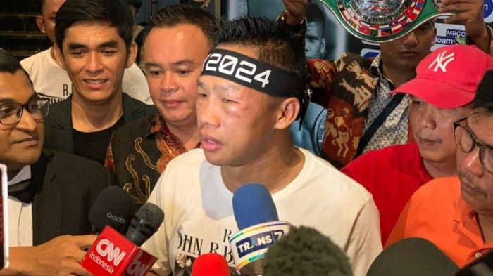 Daud Yordan berhasil mengalahkan petinju asal Thailand di Balai Sarbini, Jakarta.