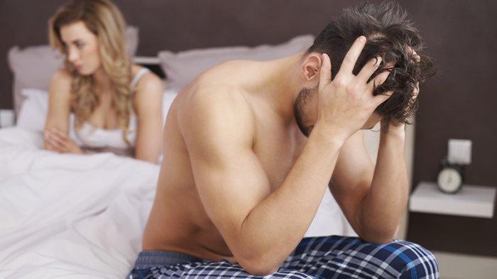 Dokter Boyke mengungkap bahaya pasutri pakai tisu magic saat hubungan intim. Hati-hati ada efek mengerikan yang bakal dirasakan pria maupun wanita.