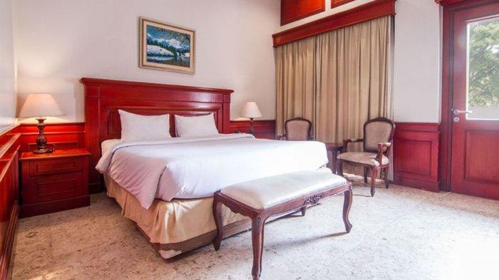 Sahira Butik Hotel, rekomendasi hotel di Bogor yang menawarkan pemandangan Gunung Salak yang indah.