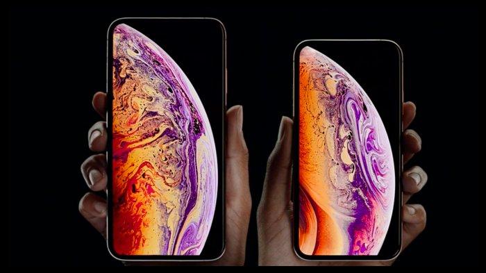 IPHONE BEKAS - Ilustrasi iPhone XS (kanan) dan iPhone XS Max (kiri).