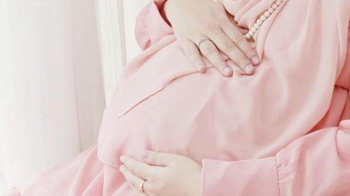 Ilustrasi ibu hamil - Simak tata cara bayar fidyah puasa untuk ibu hamil menjelang Ramadhan 2024