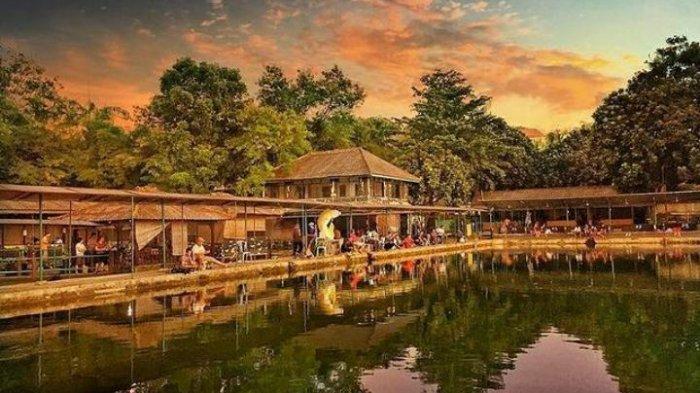 Selain lokasi memancing, di tempat wisata Bogor Fishing Valley ini juga ada waterpark sehingga cocok sekali bagi anda yang ingin menghabiskan waktu bersama keluarga.