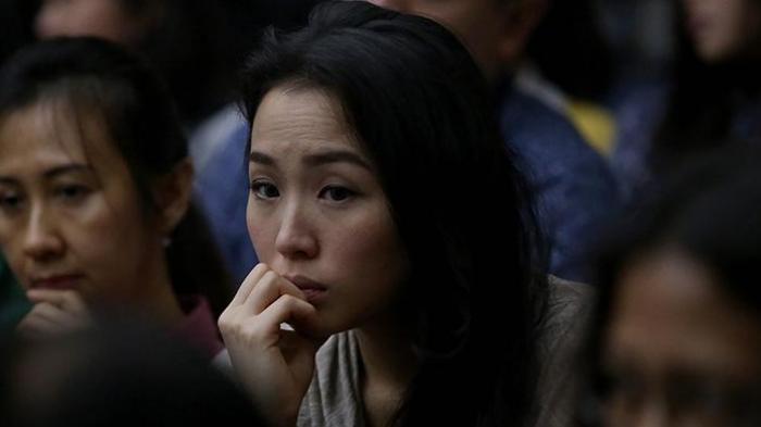 Saudara kembar Wayan Mirna Salihin, Made Sandy Salihin saat menyaksikan sidang saksi kasus pembunuhan Mirna di Pengadilan Negeri Jakarta Pusat, Rabu (3/8/2016). Jessica merupakan terdakwa kasus pembunuhan Mirna dengan dugaan menaruh zat sianida ke dalam kopi yang diminum Mirna di Cafe Olivier, Grand Indonesia, Januari lalu.