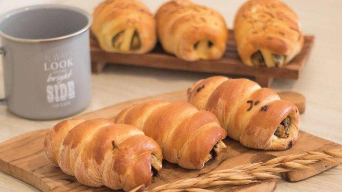 Mampir ke tempat kuliner Bogor legendaris yaitu Bogor Permai Bakery & Restaurant, menawarkan beragam makanan manis yang memanjakan lidah.