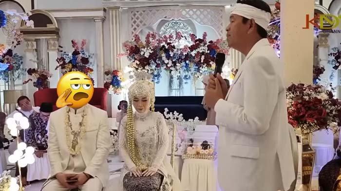 Viral kisah wanita diduga dinikahi pria penyuka sesama jenis hingga masih perawan selama enam bulan menikah. Pernikahan wanita bernama Nessa Salsa itu sempat disaksikan oleh Kang Dedi Mulyadi.