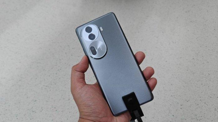 Oppo Reno11 Pro 5G varian warna Rock Grey