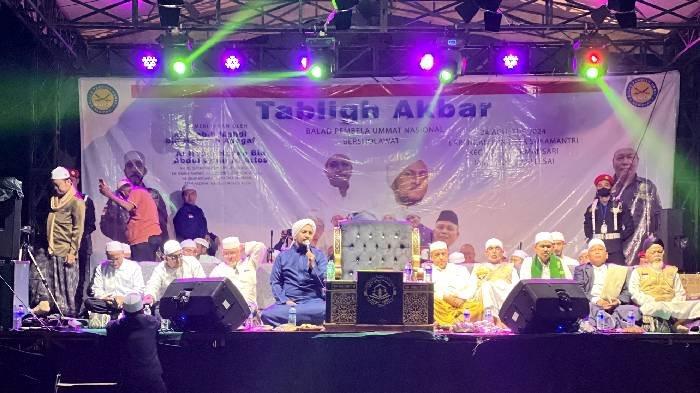 Tabligh Akbar dan sholawat bersama, di Desa Sukamantri, Kecamatan Tamansari, Kabupaten Bogor, Sabtu (24/8/2024).