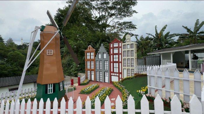 TEMPAT WISATA BOGOR - Salah satu spot instagramable untuk berfoto di Rivera Outbond & Edutainment. Kawasan Belanda menawarkan nuansa Eropa dengan bangunan bergaya klasik dan taman yang cantik.