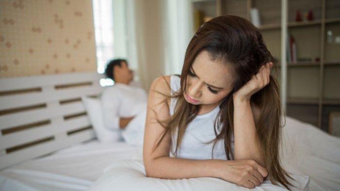 Dokter Boyke beberkan dua penyebab gairah seksual suami menurun. Lengkap dengan cara tes keperkasaan pada pria.