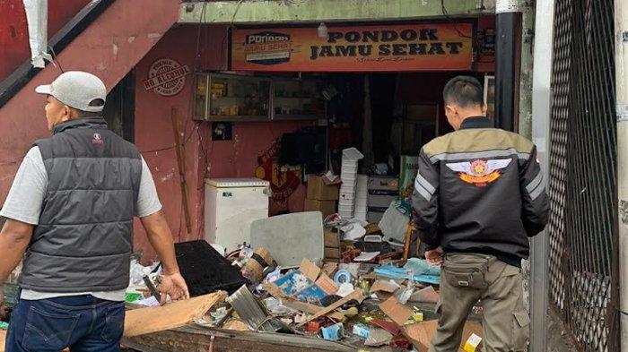 Ledakan hancurkan warung di Cisarua Bogor pada Senin (27/11/2023)