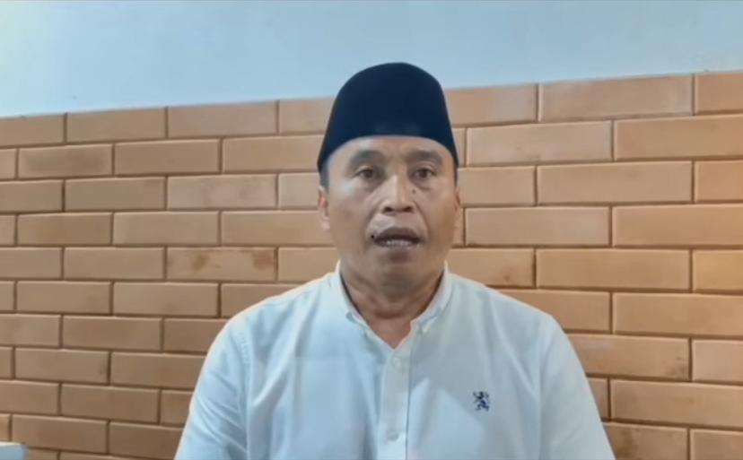 KADES MINTA MAAF - Kepala Desa Klapanunggal, Ade Endang Saripudin minta maaf pasca surat edarannta minta THR ke perusahaan viral (Dok Pemkab Bogor)