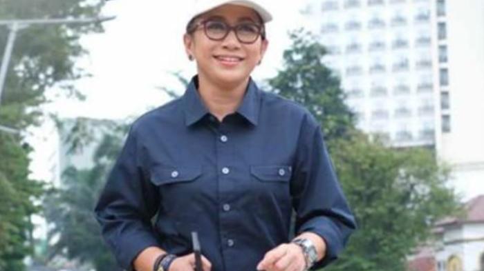 Pesona Rena Da Frina di Pilkada 2024, Diterpa Isu Boneka, Kini Malu-malu PDKT dengan Calon Wali Kota Bogor