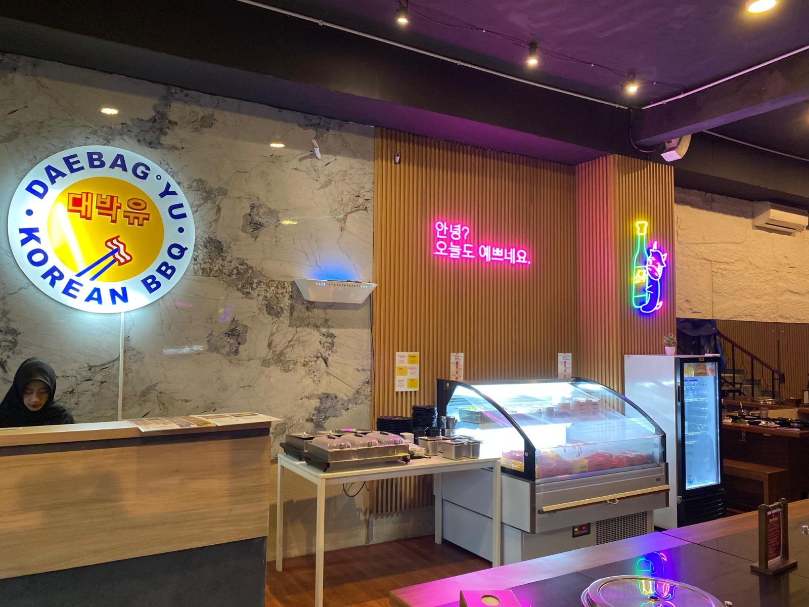 Daebagyu Korean BBQ menghadirkan pengalaman makan ala Drakor yang unik.