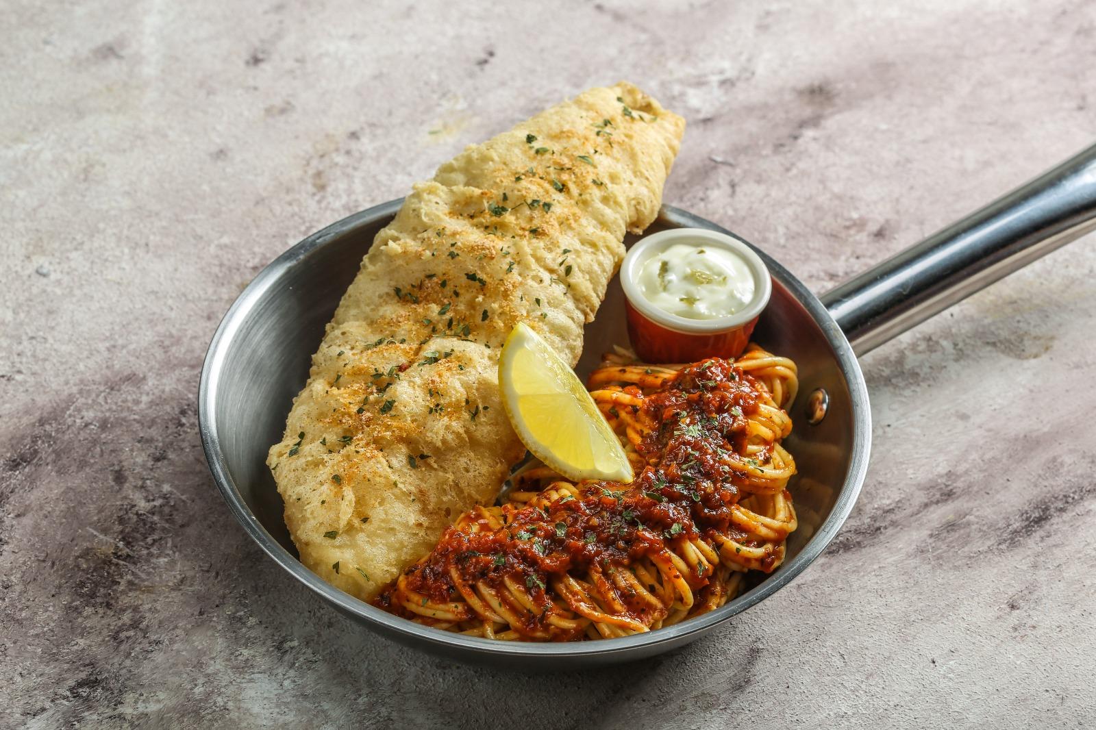 Salah satu menu yang ditawarkan Fishstreet, yakni Fish and Pasta Marinara