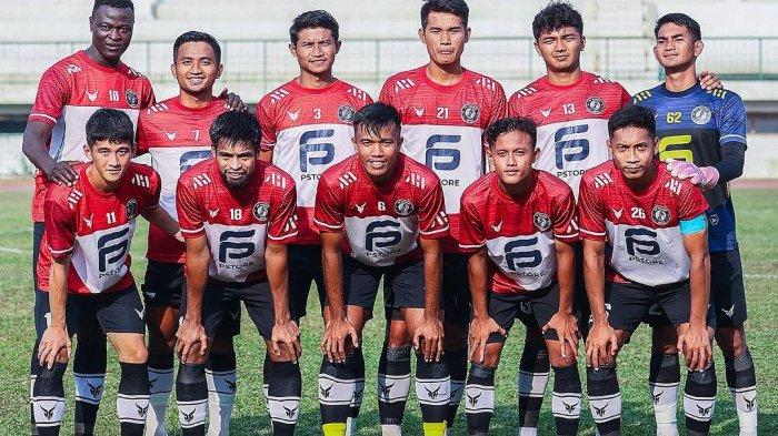 FC Bekasi City yang akan berlaga di Liga 2 2023/2024. Mereka akan diperkuat oleh eks penyerang Persib Bandung Ezzechiel N Douassel.
