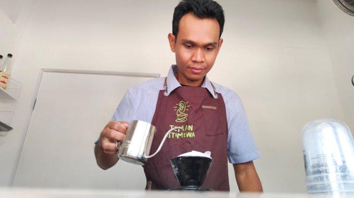 Kafe Teman Istimewa Coffee di Jalan Istiqomah Indramayu, Minggu (8/10/2023)
