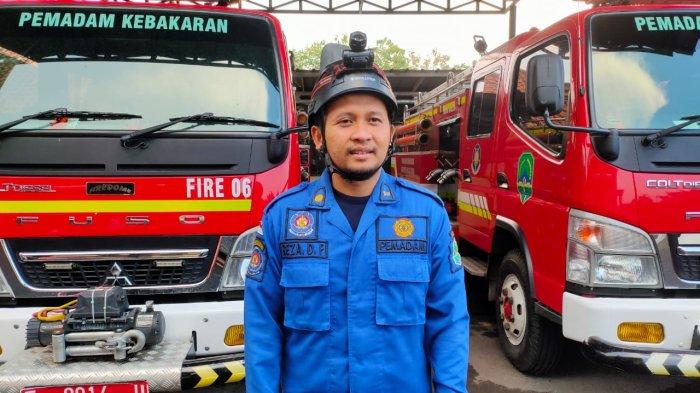 Reza Dwi Firdaus, petugas Damkar Majalengka