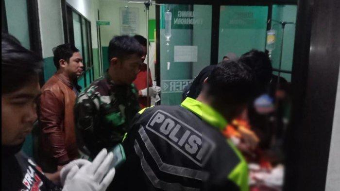 Sebanyak tiga orang juru parkir di Tanjungsari, Kabupaten Sumedang terlibat duel berdarah, Minggu (9/7/2023) petang