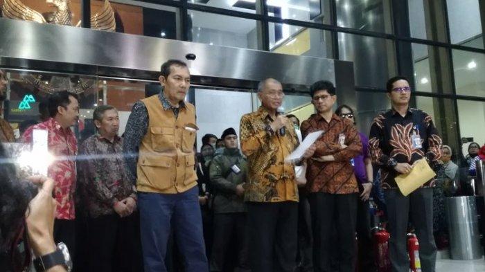 Wakil Ketua KPK Saut Situmorang, Ketua KPK Agus Rahardjo dan Wakil Ketua KPK Laode M Syarif.