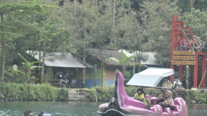Objek wisata Situ Cipanten yang berada di Desa Gunung Kuning, Kecamatan Sindang, Kabupaten Majalengka
5 Lampiran