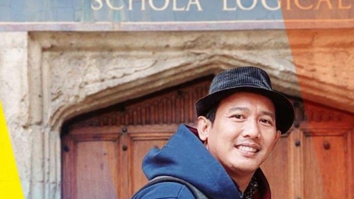 Ketua Tim Pengabdian dan Pemberdayaan Masyarakat (Pengmas) Fakultas Ilmu Pengetahuan Budaya (FIB), Universitas Indonesia (UI) , Dr. Hendra Kaprisma Dosen Prodi Rusia, Manajer Umum FIB UI