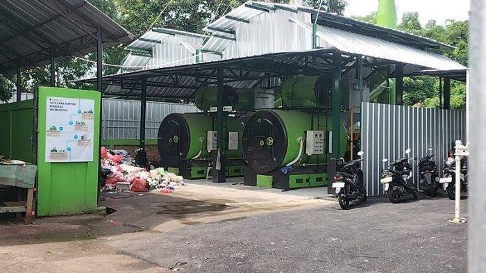 MESIN INSINERATOR SAMPAH DI DEPOK - Penampakan mesin insinerator sampah di TPS Jalan Merdeka, Kecamatan Sukmajaya, Kota Depok. (TribunnewsDepok.com/M Rifqi Ibnumasy)