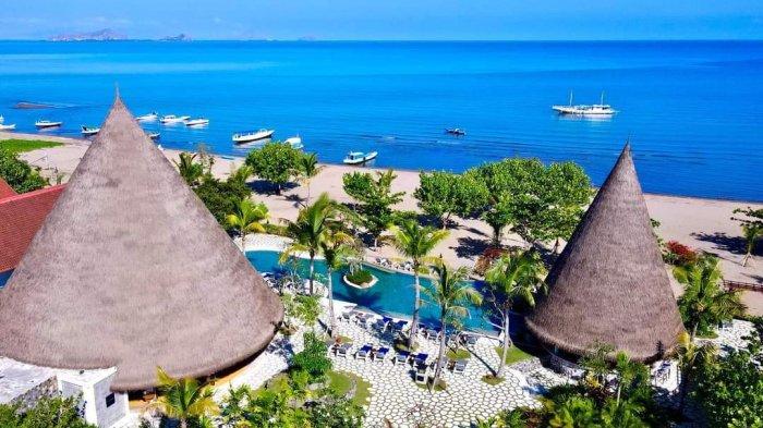 Sudamala Resort di Pantai Pede, Labuan Bajo menampilkan nuansa rumah adat Wae Rebo Manggarai