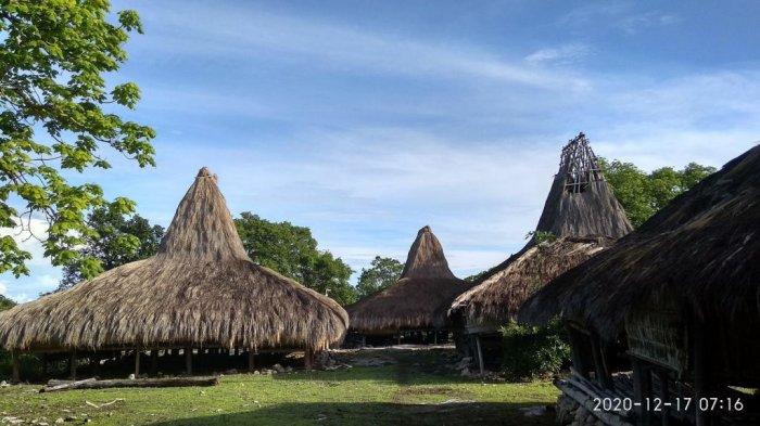 DESTINASI- Kampung Adat Prainatang, Sumba Timur, NTT.