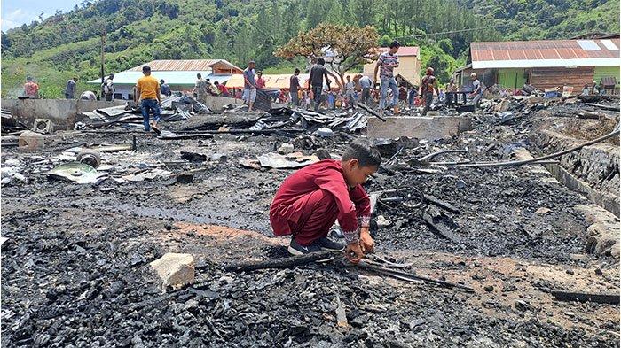 Kebakaran hebat melanda Desa Tebuk, Kecamatan Pegasing, Kabupaten Aceh Tengah pada Kamis (1/8/2024) sekira pukul 9.45 WIB.