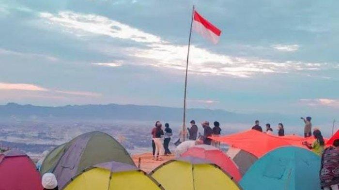 Wisata Bukit Arang di Desa Lonuo, Kecamatan Tilongkabila, Kabupaten Bone Bolango.