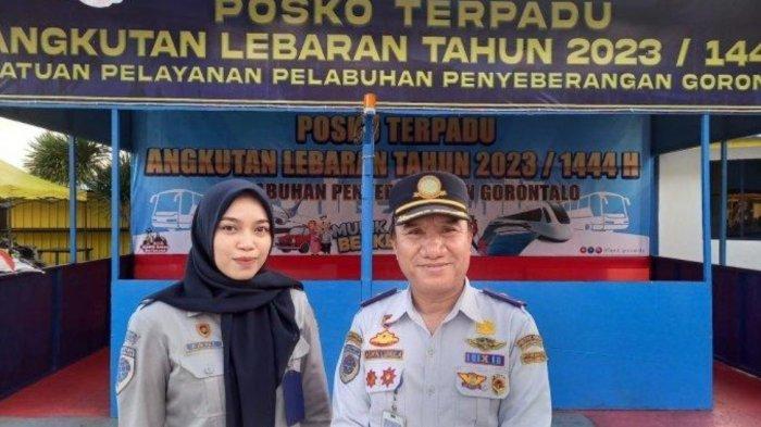 Jufani Sabrina, Pengadministrasian kedatangan dan keberangkatan kapal dan Aswin Lumula, Koordinator Satuan Pelayanan Pelabuhan Penyebrangan Gorontalo