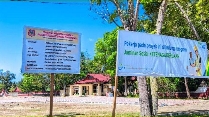 Potret pengerjaan jalan di kawasan Pentadio Resort Kabupaten Gorontalo
