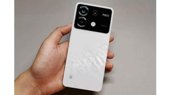 Tampilan punggung Poco X6 varian warna White
