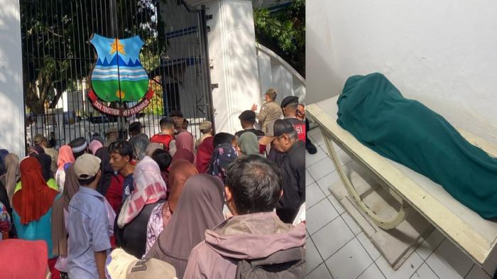 BERDESAK-DESAKAN - Warga mengantri di gerbang pendopo Garut menunggu gelaran makan gratis yang merupakan rangkaian kegiatan pernikahan Wakil Bupati Garut Putri Karlina dan Maula Akbar putra dari Gubernur Jawa Barat Dedi Mulyadi, Jumat (18/7/2025) siang, hingga tiga orang meninggal dunia