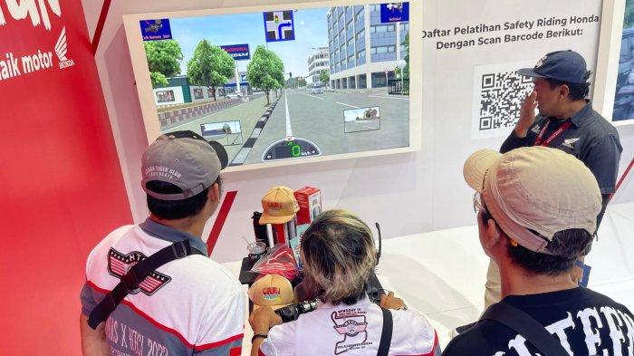 PT Daya Adicipta Motora (DAM) selaku Main Dealer Sepeda Motor dan Suku Cadang Honda di Jawa Barat mengajak 25 bikers perwakilan komunitas Honda dari Paguyuban Motor Honda Bekasi (PMHB) untuk mengunjungi pameran otomotif Indonesia International Motor Show (IIMS) 2024.