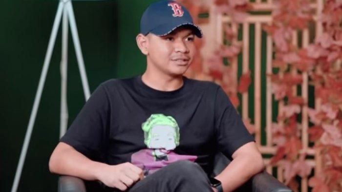 David Ozora saat menjadi bintang tamu dalam YouTube The Leonardo's, Kamis (20/1/2024). David menceritakan mimpinya saat bertemu Presiden Republik Indonesia ke-4, Abdurrahman Wahid atau akrab disapa Gus Dur.