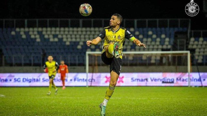 DIKAITKAN PERSIB- Gelandang serang Perak FC, Luciano Guaycochea. Luciano Guaycochea sudah pamitan dari Perak FC kini dikabarkan bakal gabung Persib Bandung.