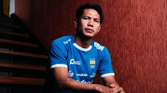 Jersey baru Persib Bandung untuk Liga 1 2024/2025.
