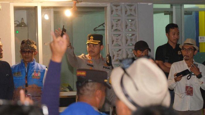 Kapolres Subang AKBP Ariek Indra Sentanu, pimpin langsung pengamanan debat terakhir Pilkada Subang 2024