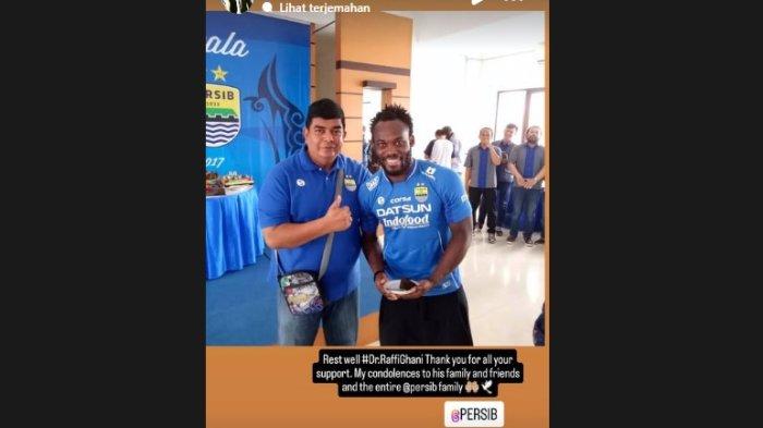 Mantan bintang Chlesea Michael Essien turut merasakan duka atas kepergian dokter tim Persib Bandung, Rafi Ghani.
