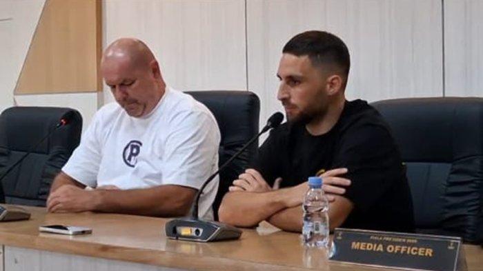 ANTUSIAS - Pemain anyar Persib Bandung, Luciano Guaycochea, dalam sesi konferensi pers, Sabtu (5/7/2025). Lucho ingin segera merasakan atmosfer pertandingan yang dipenuhi Bobotoh. Lucho antusias menghadapi laga melawan Port FC yang akan menjadi laga pertama ditontont Bobotoh pada Piala Presiden 2025.