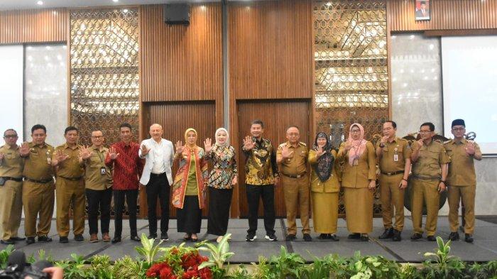 Wakil Bupati Sumedang Erwan Setiawan saat menghadiri pembukaan penilaian kinerja 8 aksi konvergensi penurunan stunting tahun 2023 di Mason Pine Hotel, Kota Baru Parahyangan, Kabupaten Bandung Barat (KBB), Senin (3/7/2023).