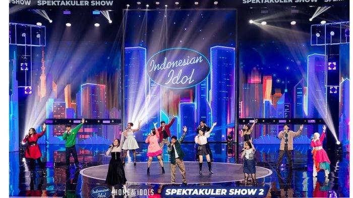 BABAK SPEKTAKULER SHOW - 13 Peserta Indonesian Idol 2025 saat tampil di babak Spektakuler Show 2 pada Senin (3/2/2025) yang diunggah akun Instagram @indonesiaidolid. Kini, menyisakan 12 peserta yang melaju ke babak Spektakuler Show 3.