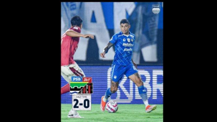 Persib unggul sementara atas Bali United di babak 1 leg kedua Championship Series di Stadion Si Jalak Harupat, Sabtu (18/5/2024).