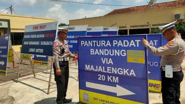 Polresta Cirebon melalui Satlantas-nya telah mempersiapkan sarana dan prasarana (sarpras) untuk meningkatkan pengamanan jalur arteri selama arus mudik Lebaran 2024.