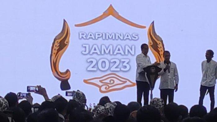 Presiden Jokowi saat memberi sambutan di Rapimnas Jaman 2023 di Kota Cirebon, Selasa (29/8/2023).