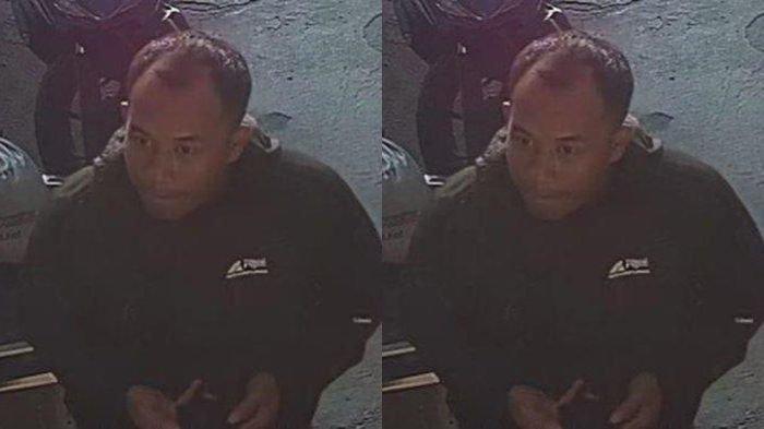 WAJAH PENIPU - Sosok Bharatu CR, mantan anggota polisi yang viral menipu toko helm di Jalan Raya Cileunyi, Kecamatan Cileunyi, Kabupaten Bandung pada Minggu (8/6/2025) pukul 10.00 WIB.
